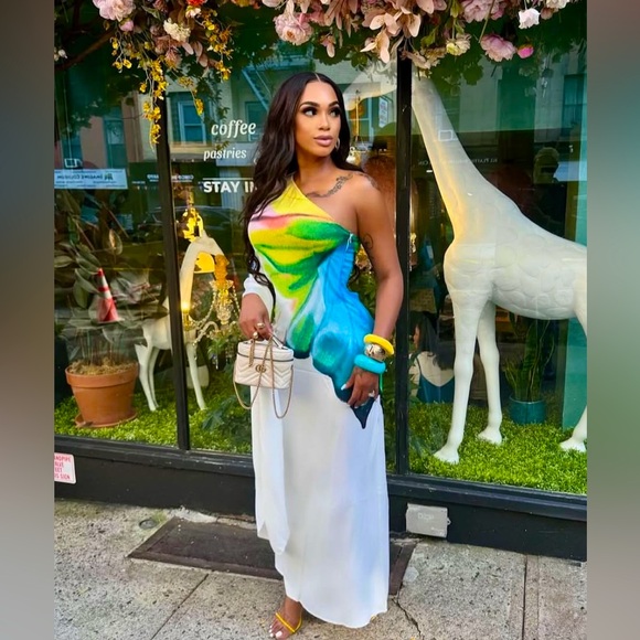 Butterfly 🦋 Effect Colorful One-Shoulder Maxi Dress - Picture 6 of 10